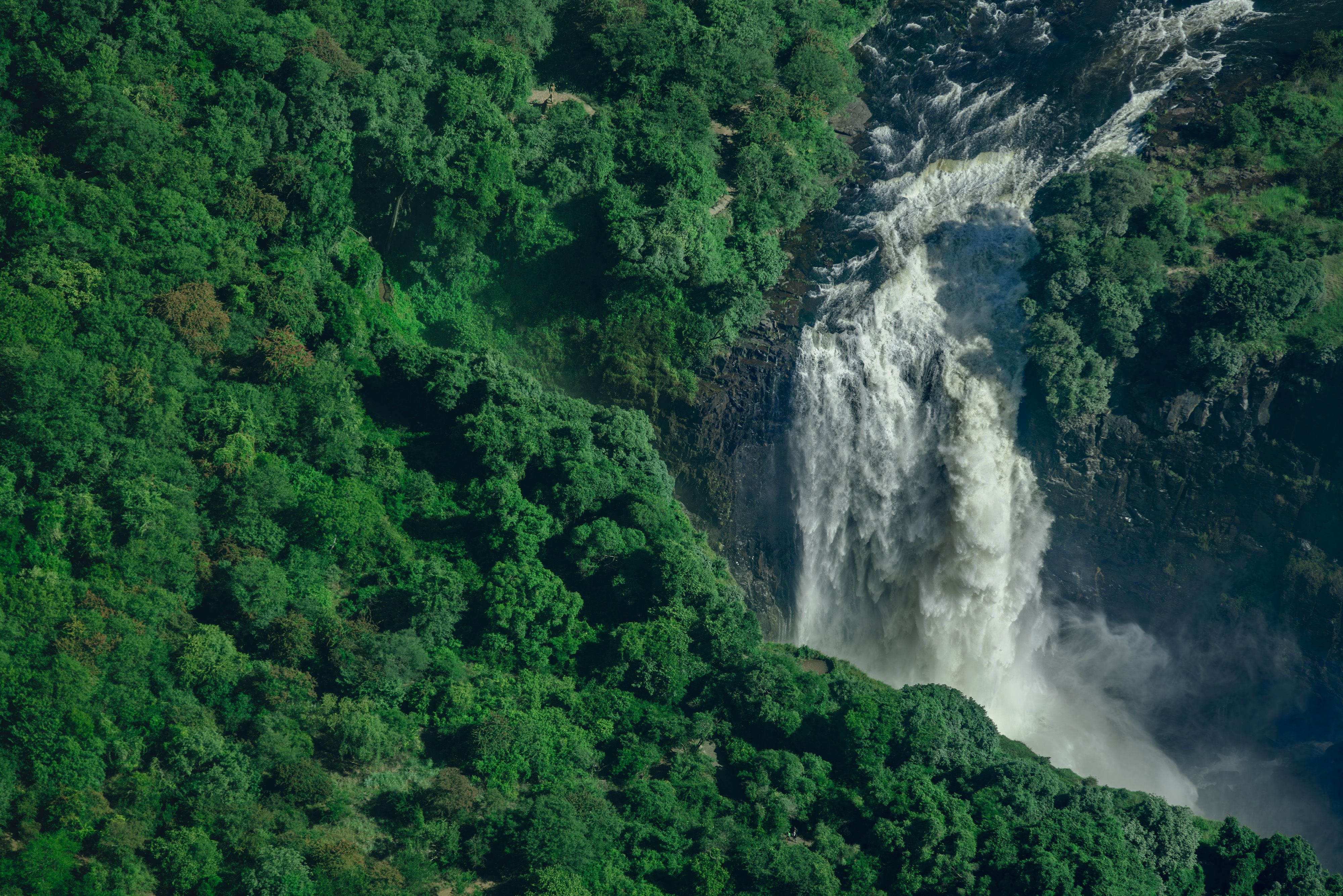 Murchison Falls, Jinja – Source of the Nile, Lake Bunyonyi